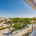 Aqua Vento, 3*
