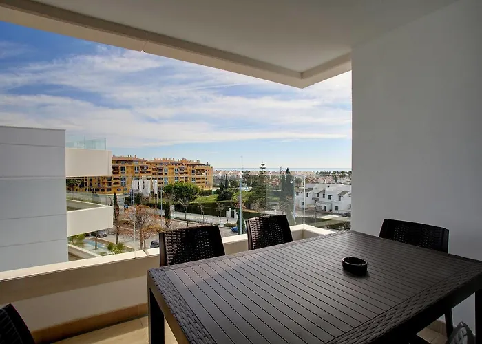 Aqua Vento, Hotell 3*