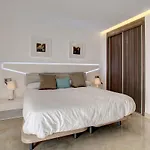 Aqua Vento, 3*