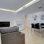 Hotel Aqua Vento, Marbella