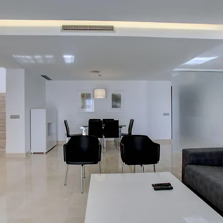 Hotel Aqua Vento, Marbella