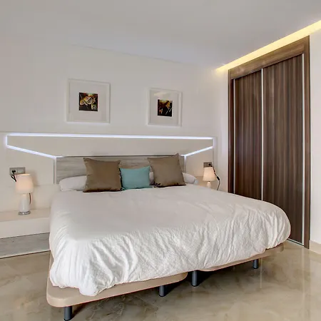 Aqua Vento, 3*