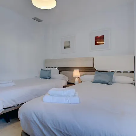 Aqua Vento, Hotel Marbellac