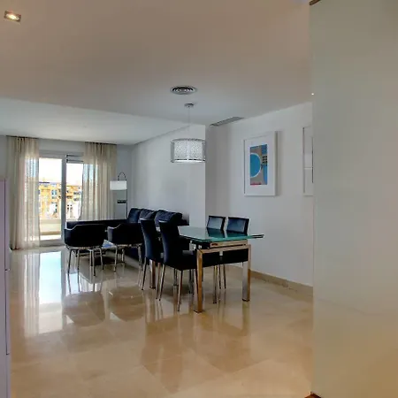 Aqua Vento, Marbella