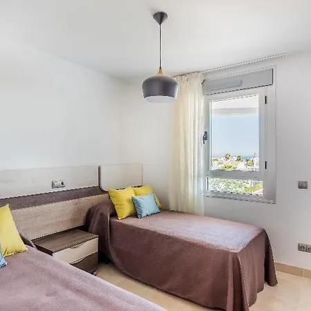 Aqua Vento, 3*