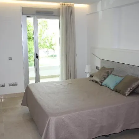Aqua Vento, 3*