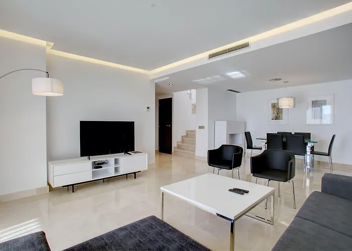 Aqua Vento, מלון 3*